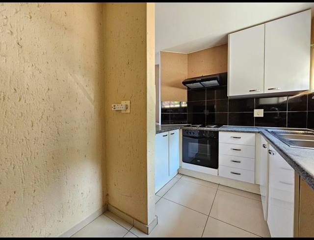 2 BEDROOM APARTMENT FOR SALE IN WINCHESTER